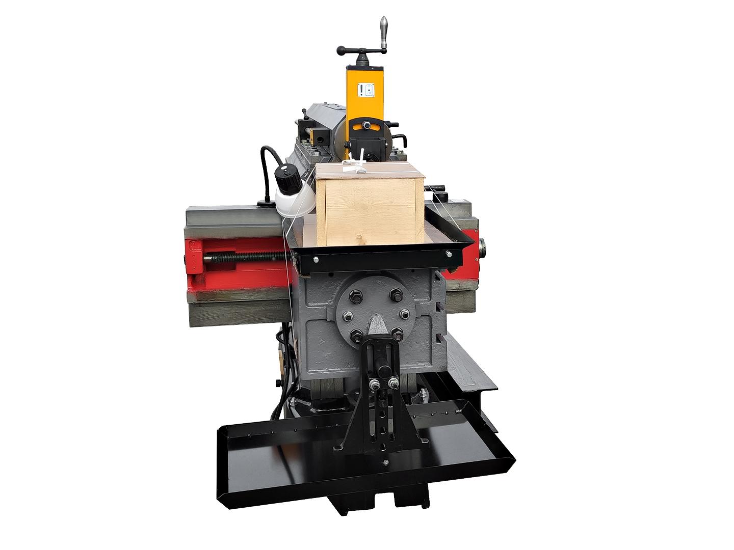 Станок поперечно-строгальный модели 7305ГТ. Вид спереди