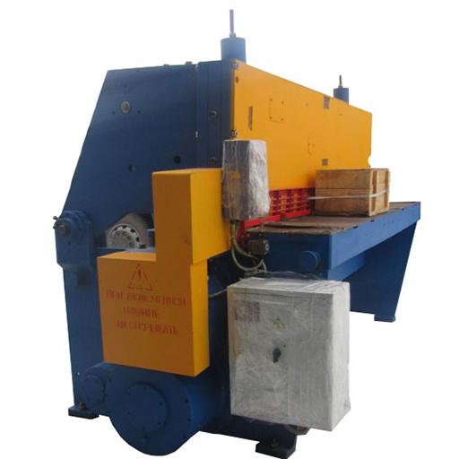 Ножницы электромеханические модели НК3418А.Электрошкаф,пульт управления, защитная решетка