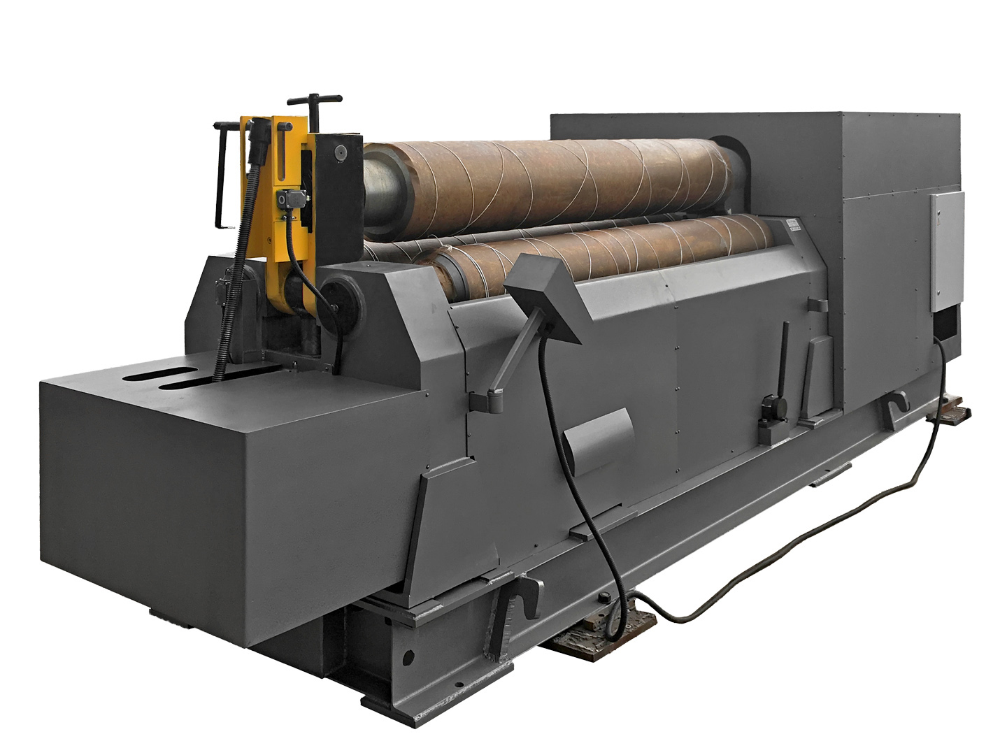 Машина листогибочная трехвалковая ИБ 2224