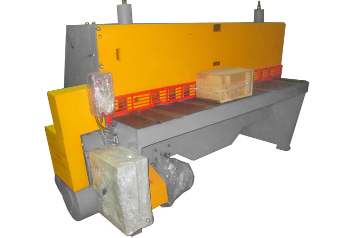 Ножницы гильотинные кривошипные НК-3418А.01 Ножницы гильотинные кривошипные НК-3418А.01