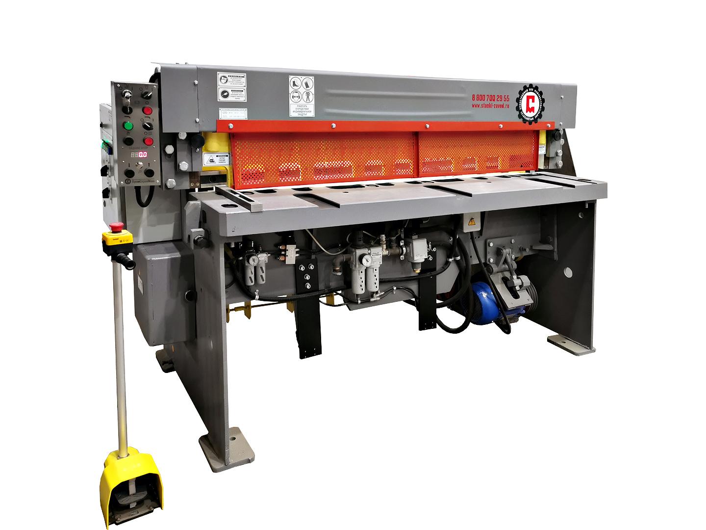 Ножницы гильотинные пневматические модели НД3314. Общий вид